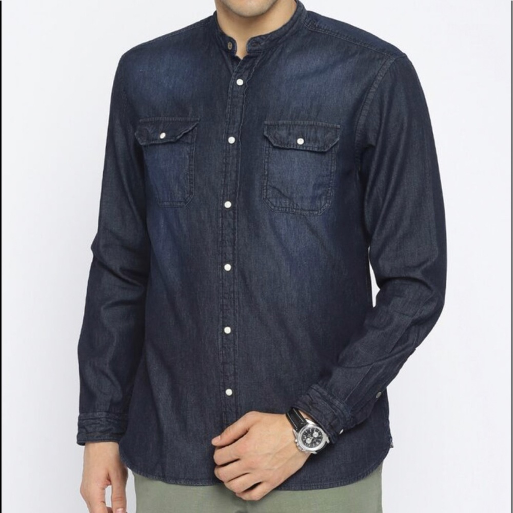 Jack & Jones Mens Blue Regular Fit Solid Denim Shirt